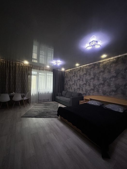 Студия  класса люкс с панорамной лоджией, на Протозанова!