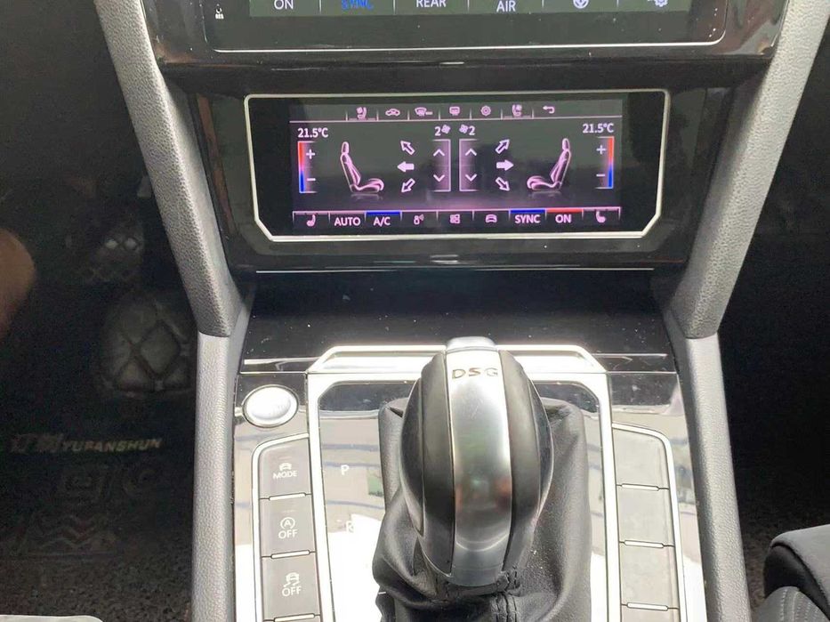 Climatronic full toucscheen LCD IPS 6,9 inchi VW Passat  Golf7 MQB