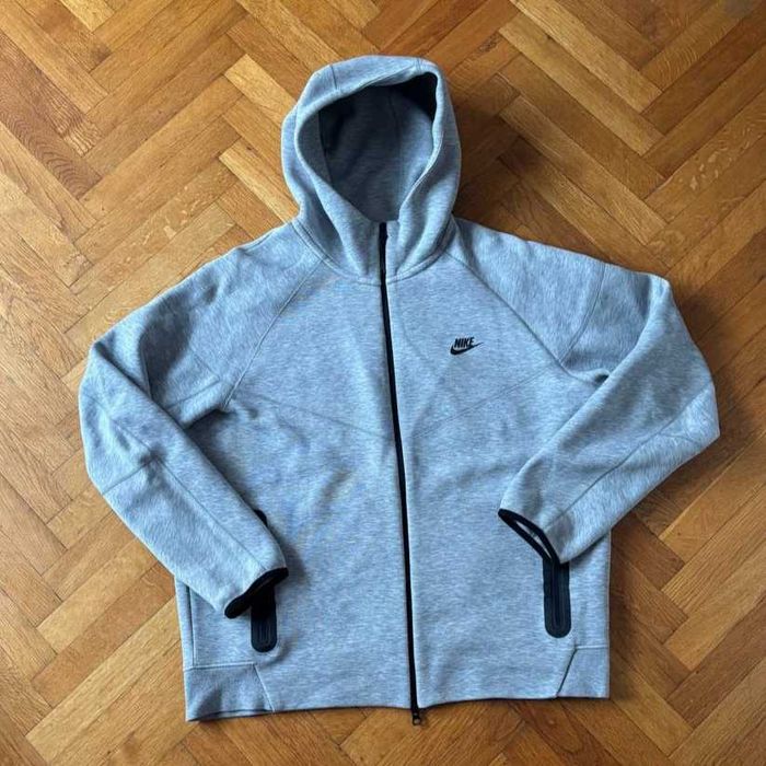 Оригинални nike tech fleece