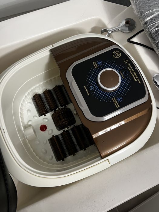 Cadită de pedichiura cu masaj