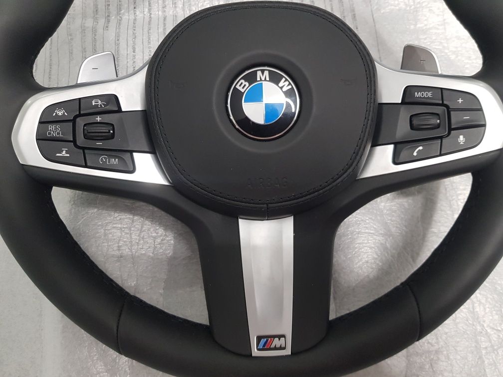 BMW seria 5 7 X3 G30 G31 G32 G11 G12 G01 G02 VOLAN M Paket cu padele