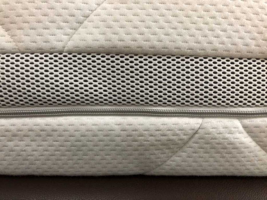 Матрак 90cm x 200cm като нов