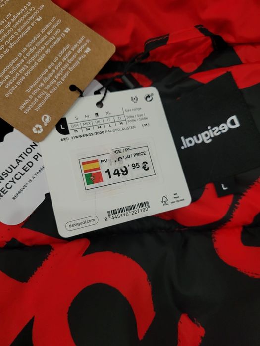 Geaca Desigual noua cu etichetă