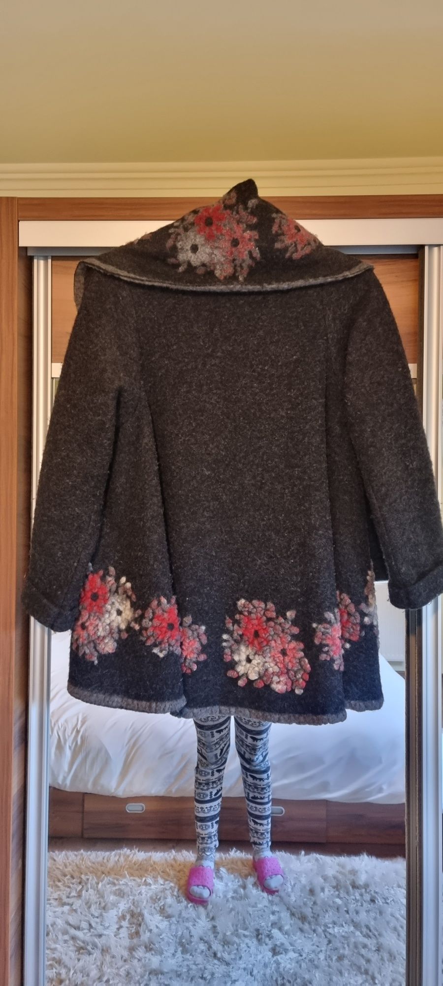 Cardigan din lâna purā