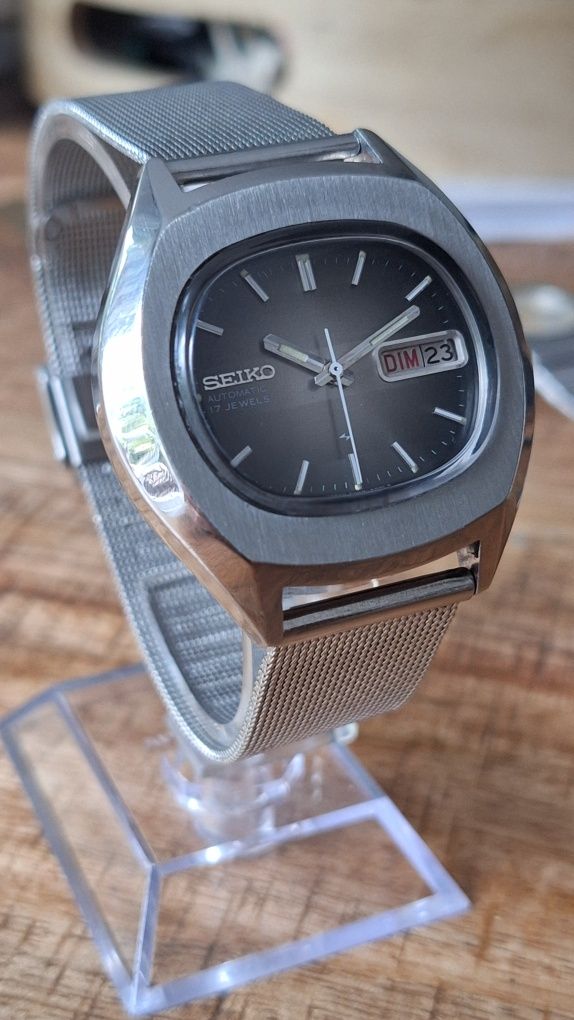 Seiko 7009-5001 si 7009-3170 A2