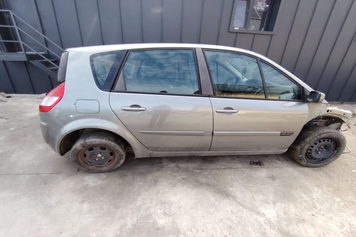 Piese Renault Scenic a 2-a generatie