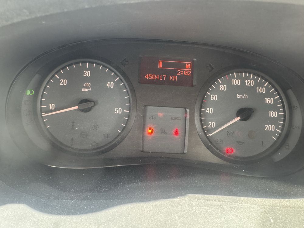 Opel vivaro 2013