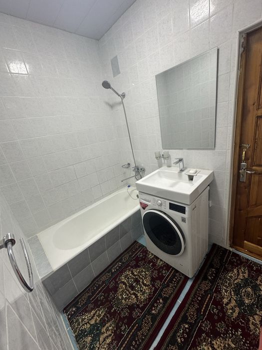 3 xona 4 xona qilingan Tinchlik metro yonida arendaga beriladi