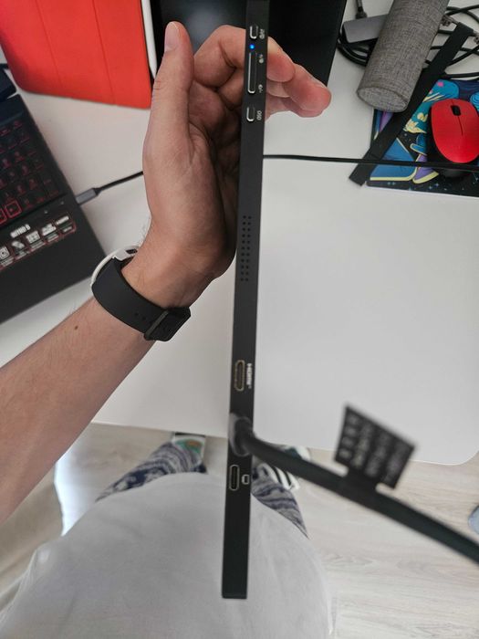 Monitor portabil Arzopa Z1RC 2.5K | QHD 500 nits — defect optic