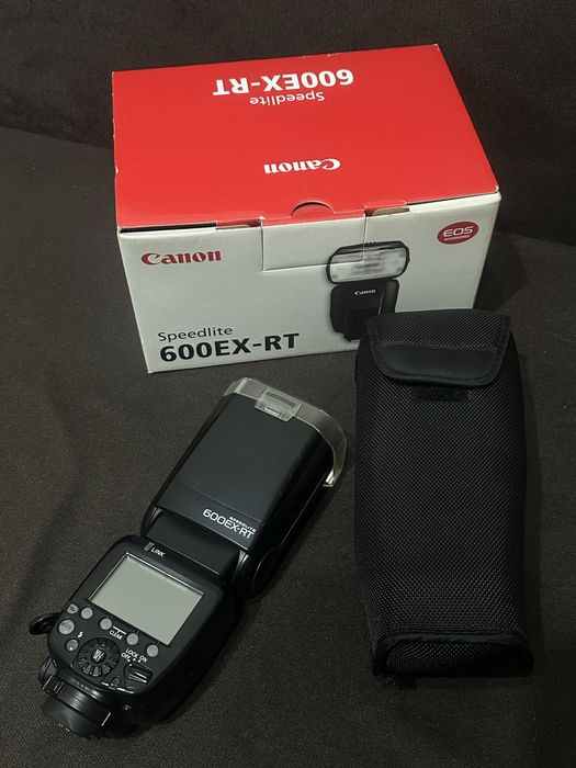 Продам вспышку и синхранизатор вместе