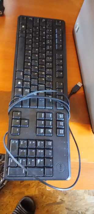 Calculator Dell optiplex780 +monitor tastatura mouse