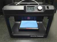 MakerBot Replicator 3D принтер