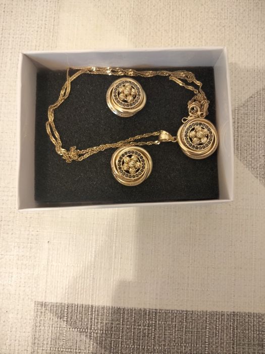 Set NOU aur(lănțișor + cercei), Nefolosit