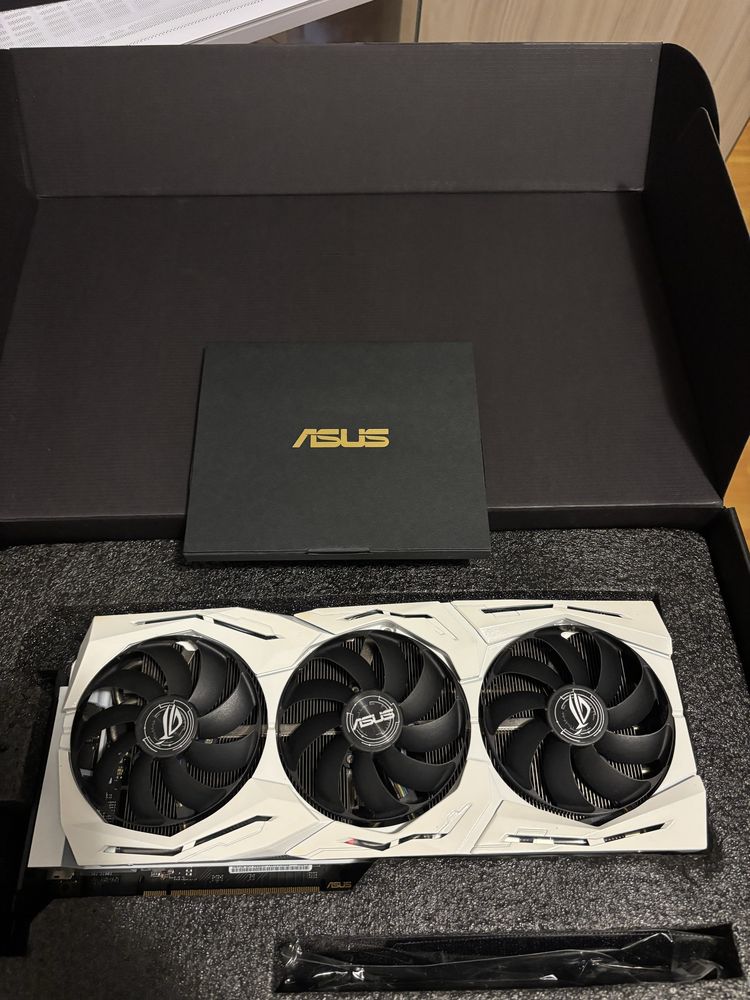 Бял Геймърски компютър Ryzen 5600G, RX5700XT, 16 Ram, 500 SSD, 700w