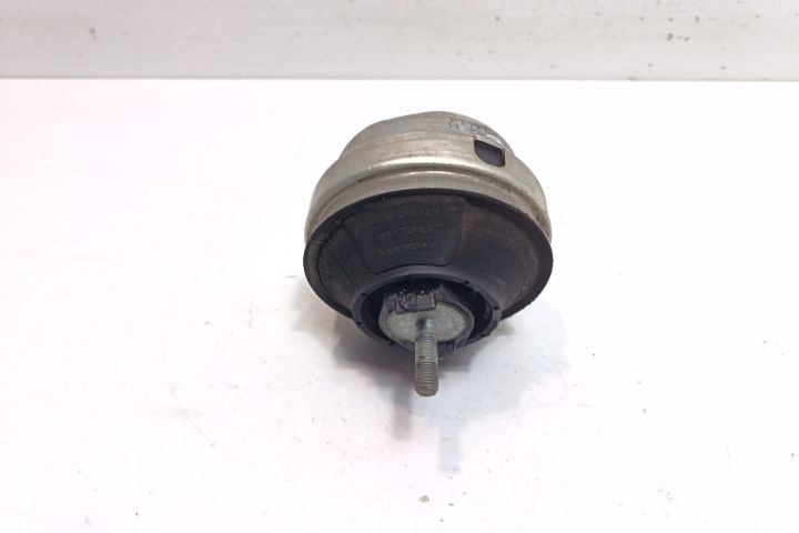 Tampon motor 8D0199382M Volkswagen VW Passat B5.5 (facelift)