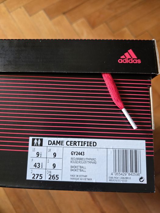 Adidas D.O.L.L.A. Dame Certified, Barbati, marime 43.5, NOI, eticheta