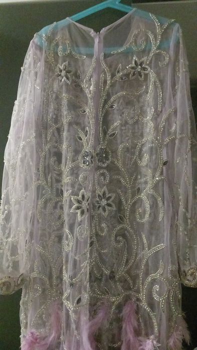 Rochie Pene spartă pe ambele picioare