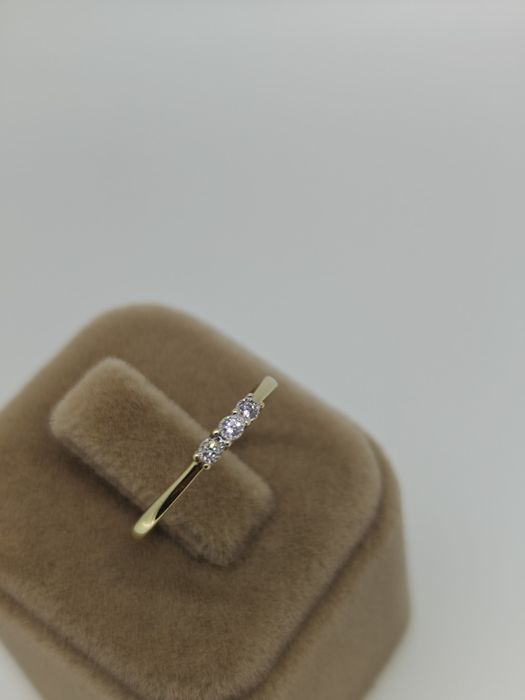 Inel de logodna aur 14k 1.02gr cu 3 diamante naturale(r)