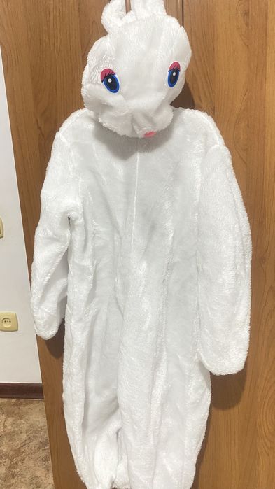 Костюм зайчика для 3-4 года ребенку