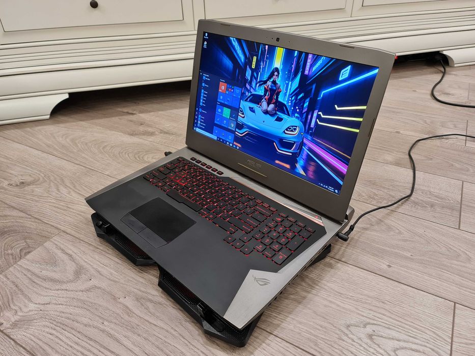 laptop gaming Asus Rog 17,3, intel core i7 + cooler+ mouse+ tastatura