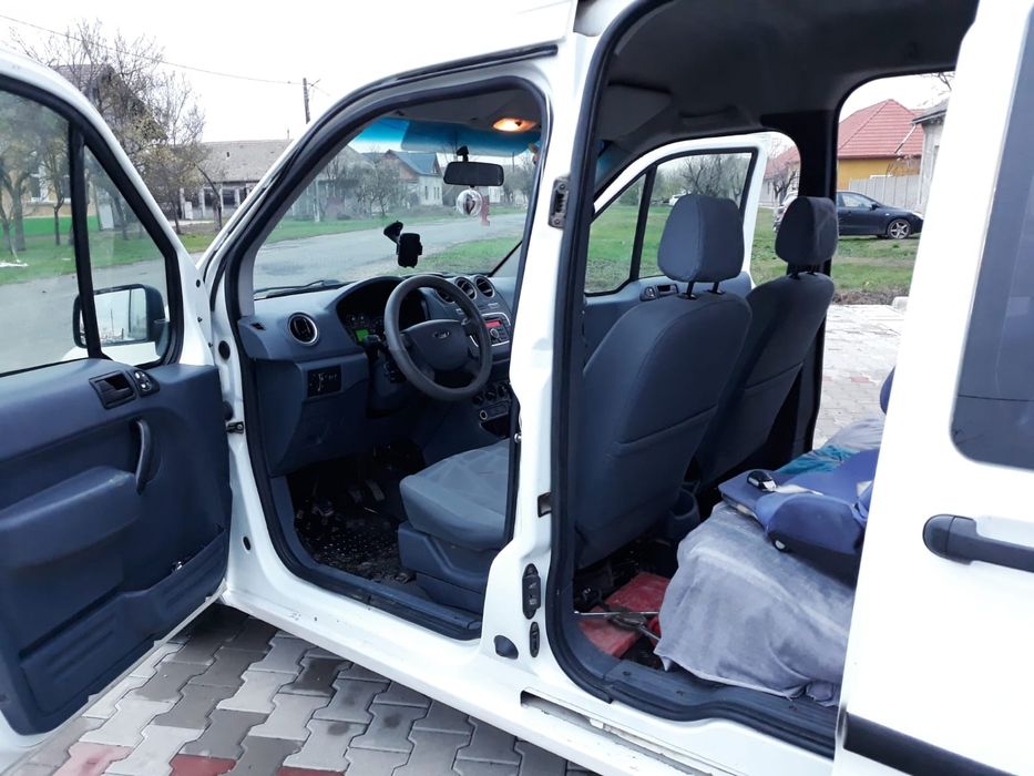 Vând Ford tourneo connect 1.8 tdci  110 cp 2013 euro5