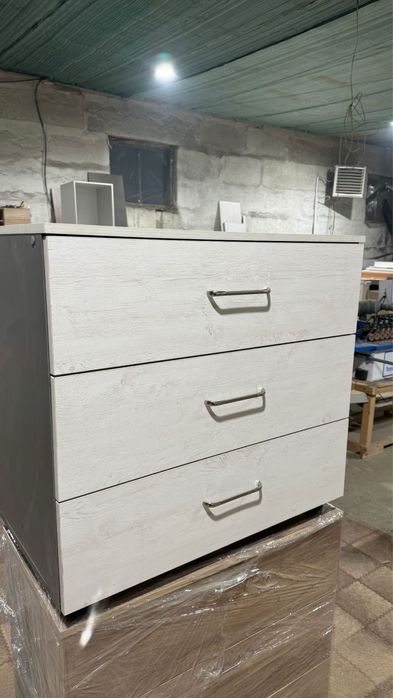 Продам новые комоды