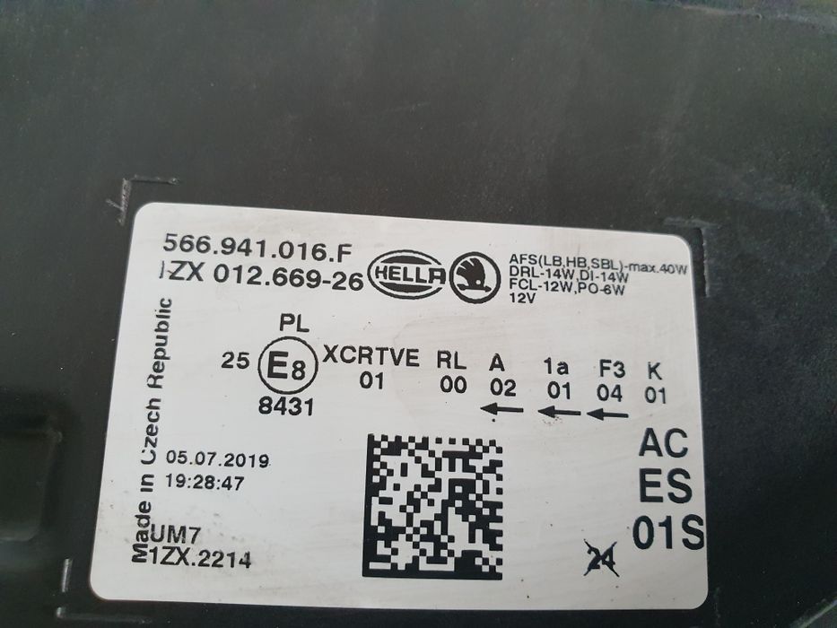 Far dreapta full led Skoda Kodiaq cod 566941016F