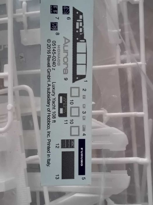 Yacht 1:72 Aurora Monaco 44 см. дължина кит за сглабяне