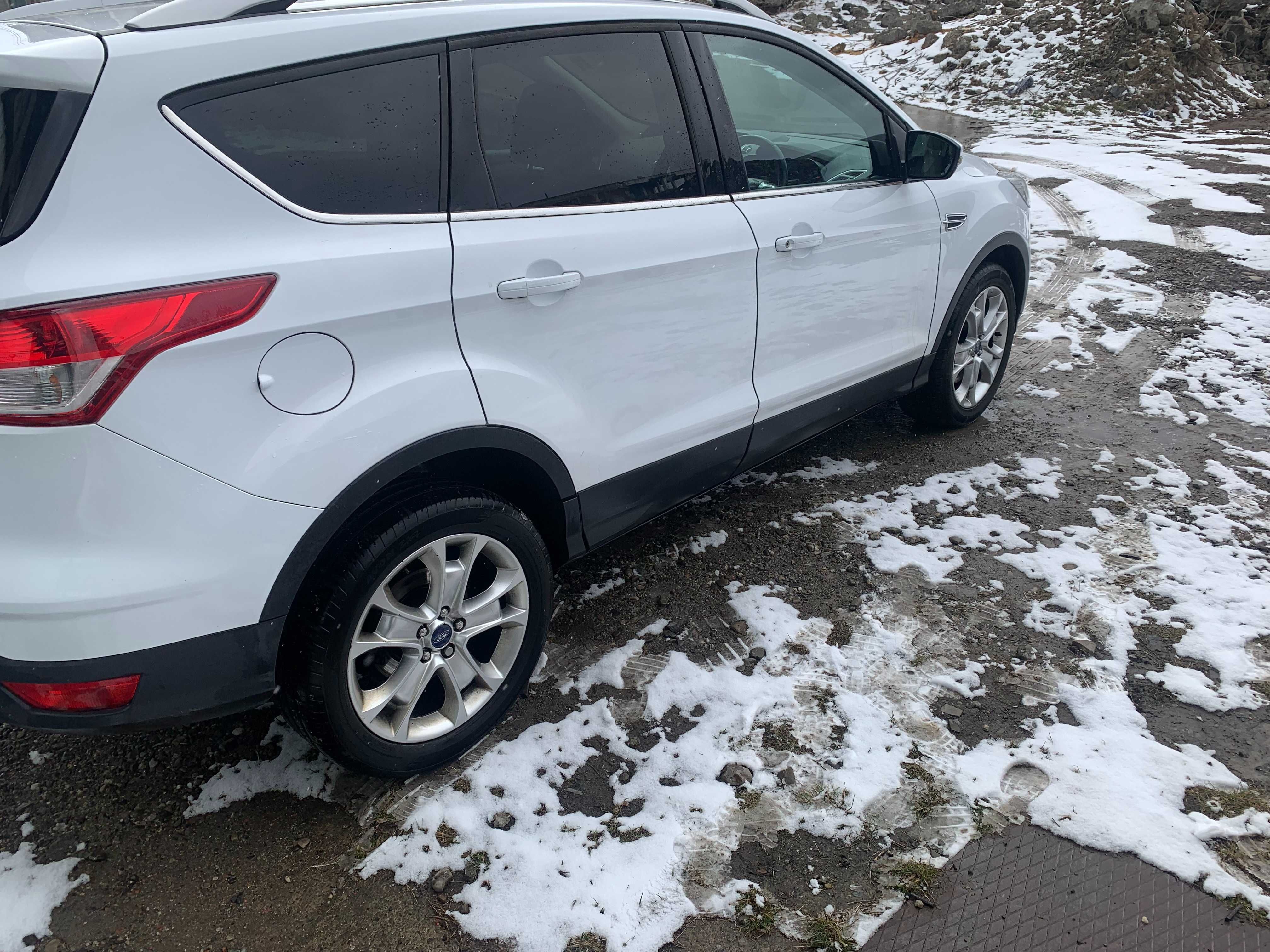 usa dreapta spate si piese ford kuga 2 2012-2019 din dezmembrari