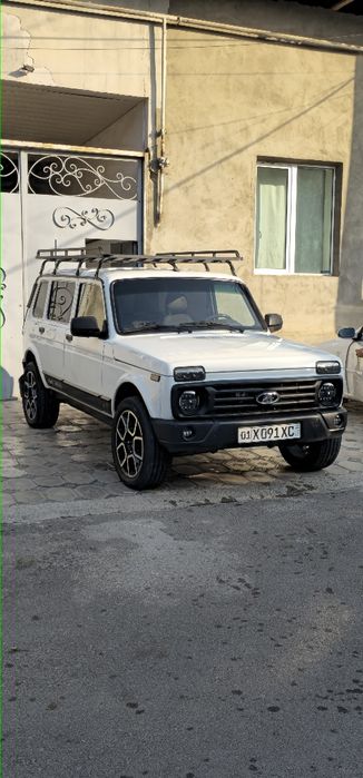 Niva urban 4 ta eshuli