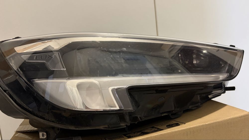 Faruri Opel Insignia B