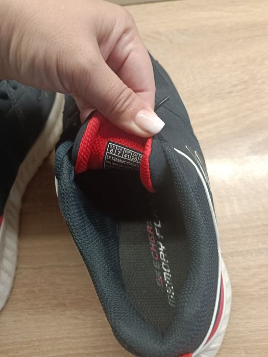 puma  нови. skechers