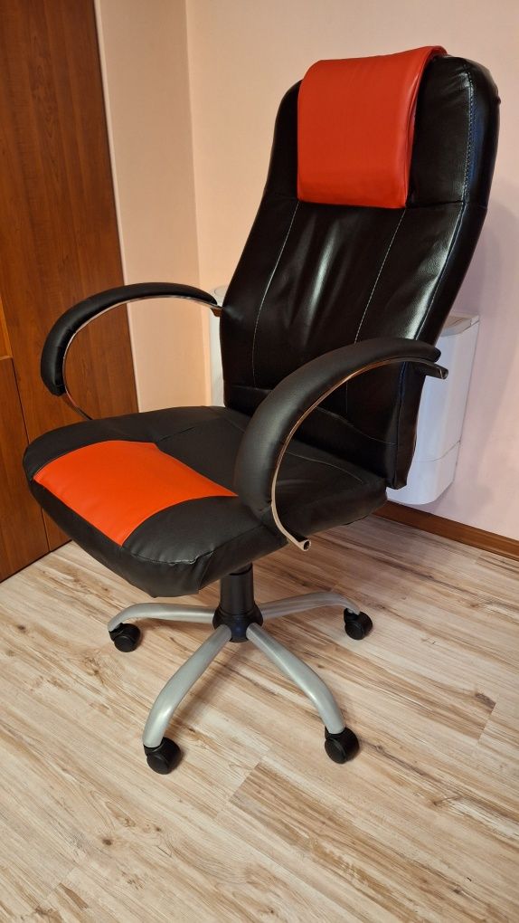 Директорски стол / мениджърски стол / президентски стол /кожен стол /