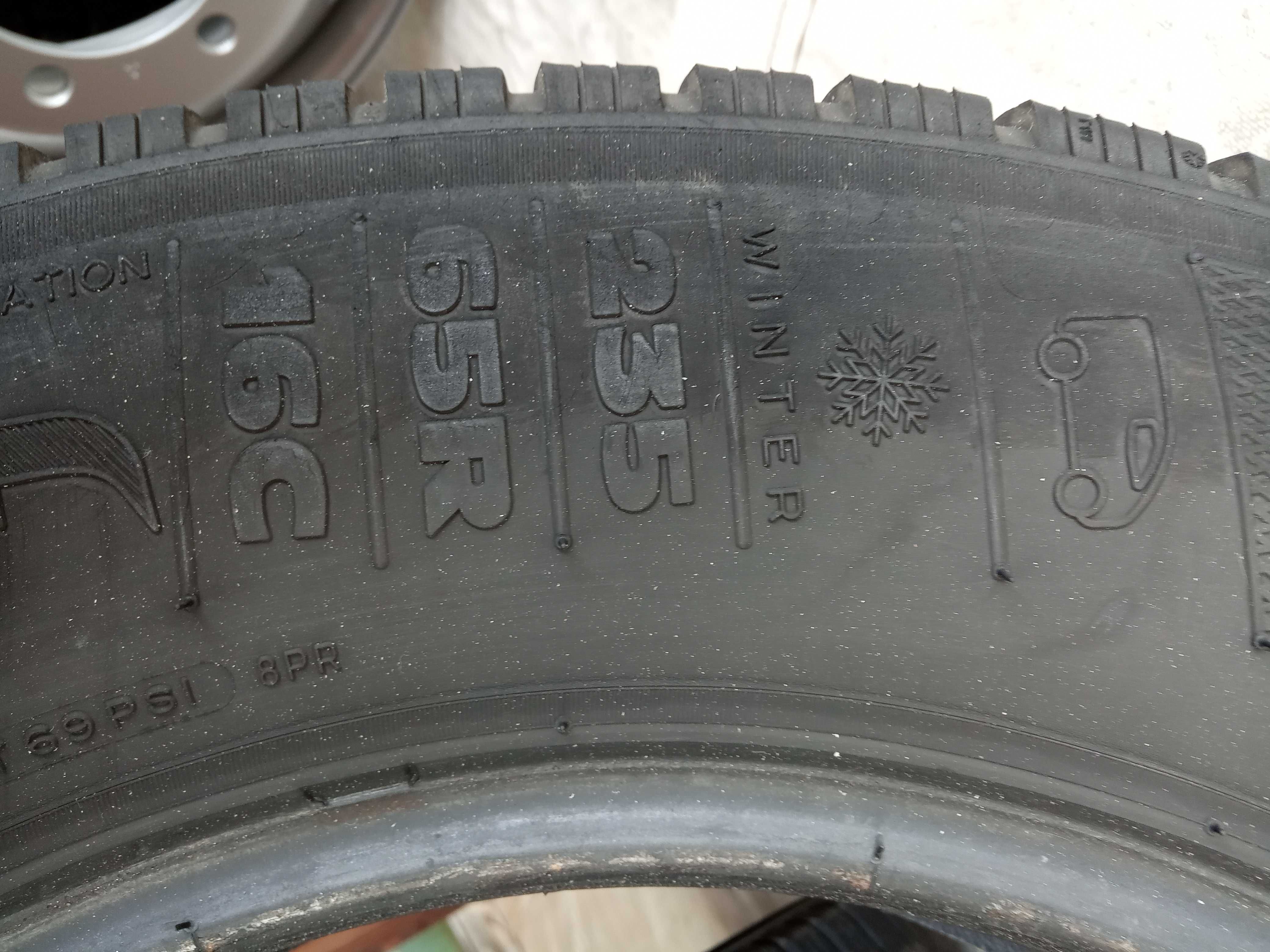 2 бусови гуми 235/65R16C Kleber Transalp 2 115/113R M+S 3PMFS 8PR