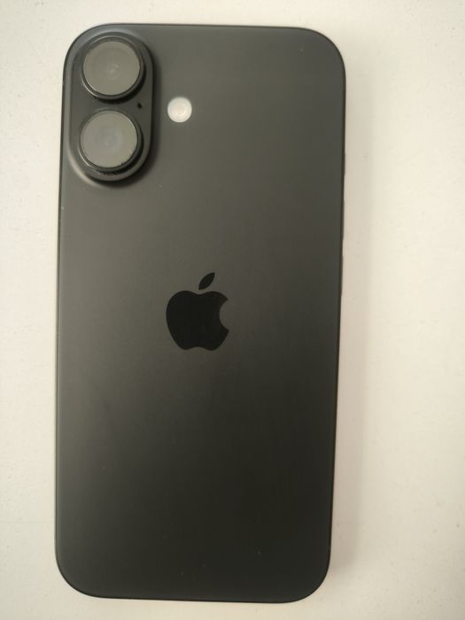 Айфон 16, 128гб черный