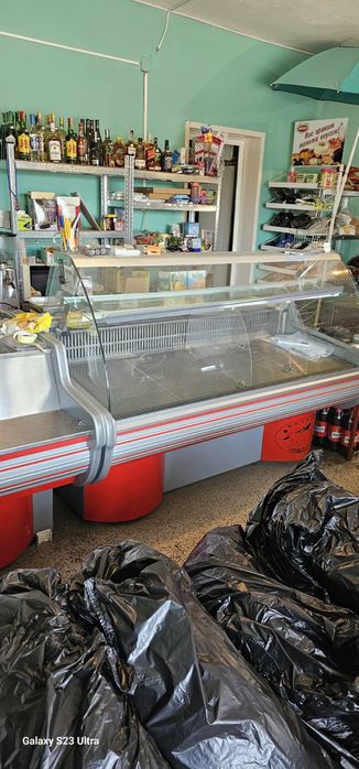 Хладилна Витрина Хоризонтална за месо колбаси