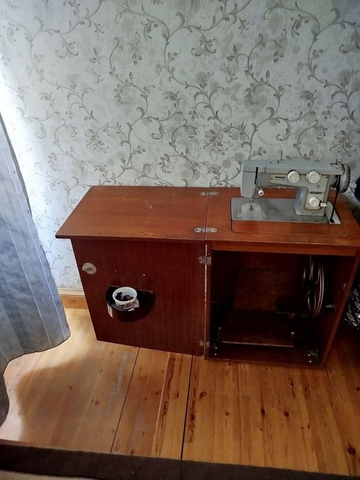 Продаёт Швейная машинка Подольск