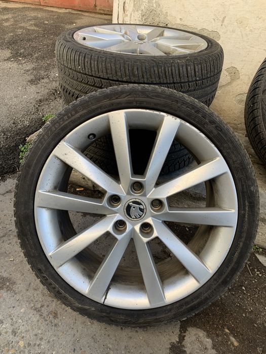 Jante aliaj R18 5x112 cu anvelope all seazon 225/40R18