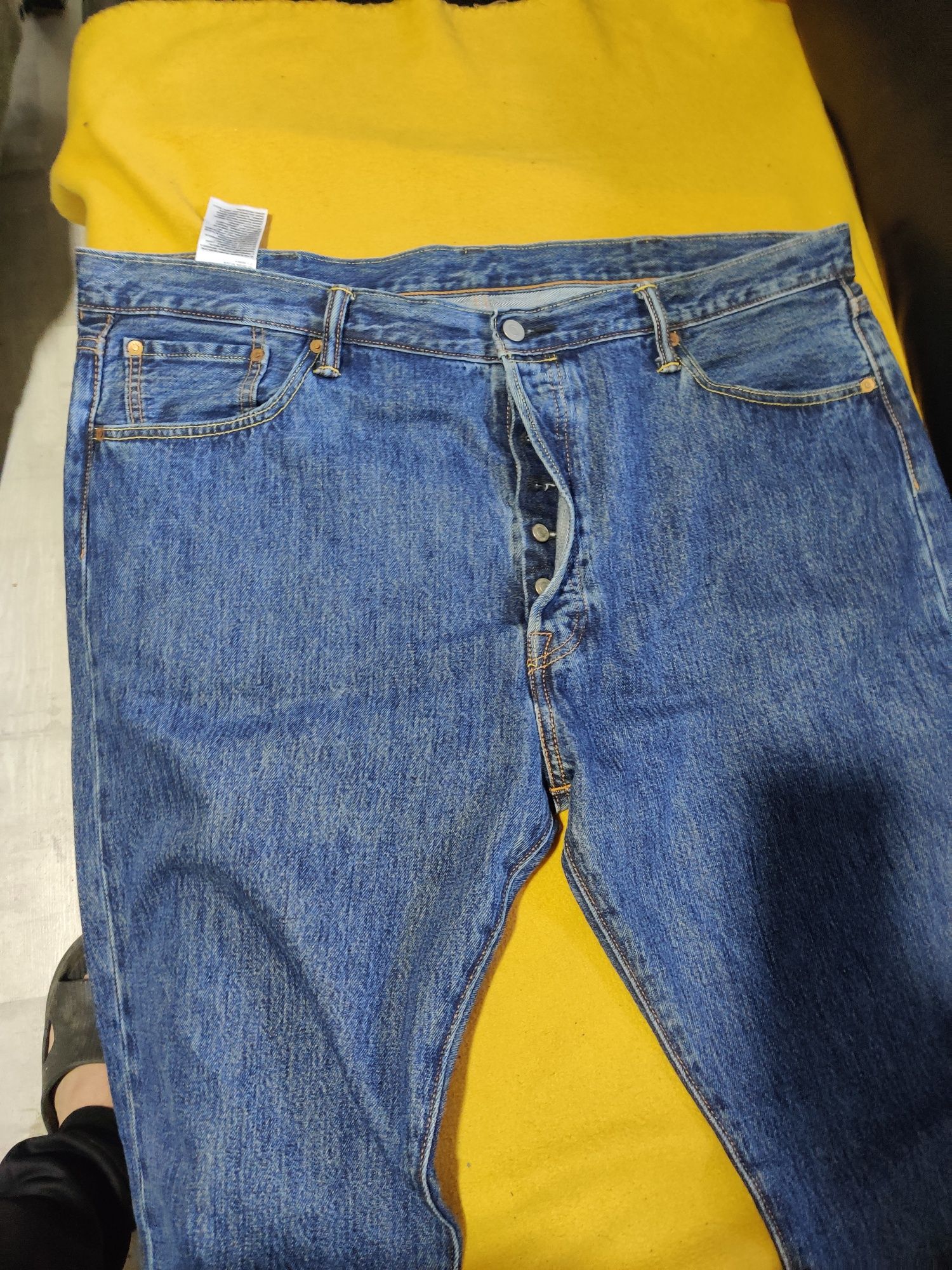 Levi's 501 size W42 L34