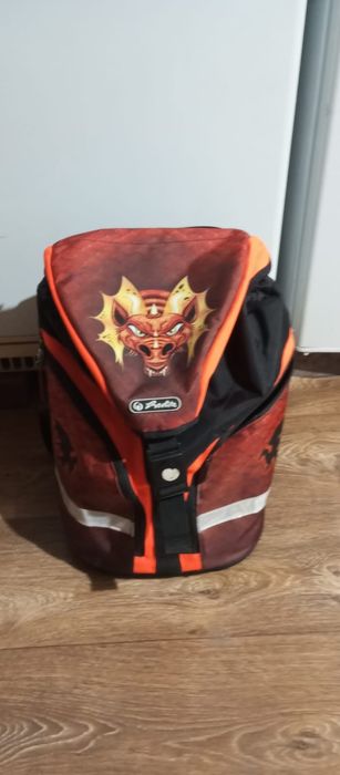 Раница за училище