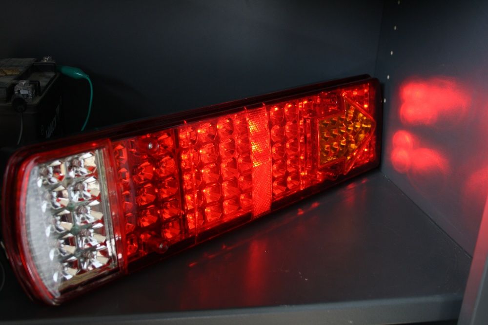 LED стопове за камиони , ремаркета , бусове и други 12 волта