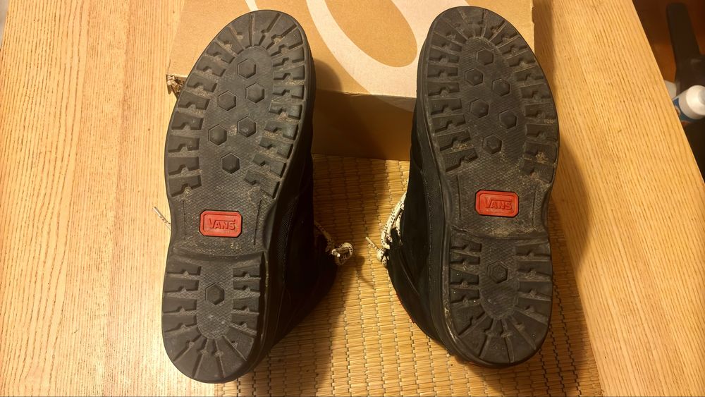 Продавам Vans OTW Hi естествен велур и кожа - 43 номер - 50 лв.