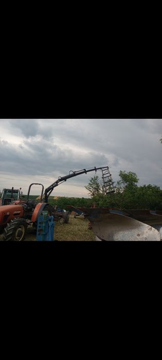 Macara camion hiab 035-2 2500 kg