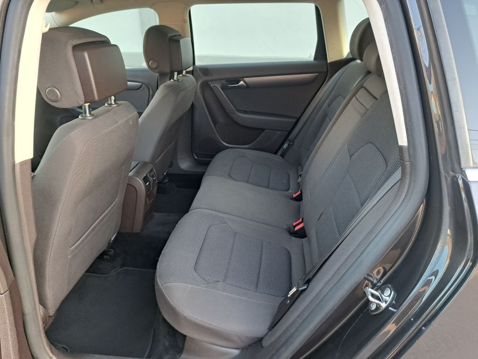 Vând passat b7 2.0 tdi 140cp Euro 5