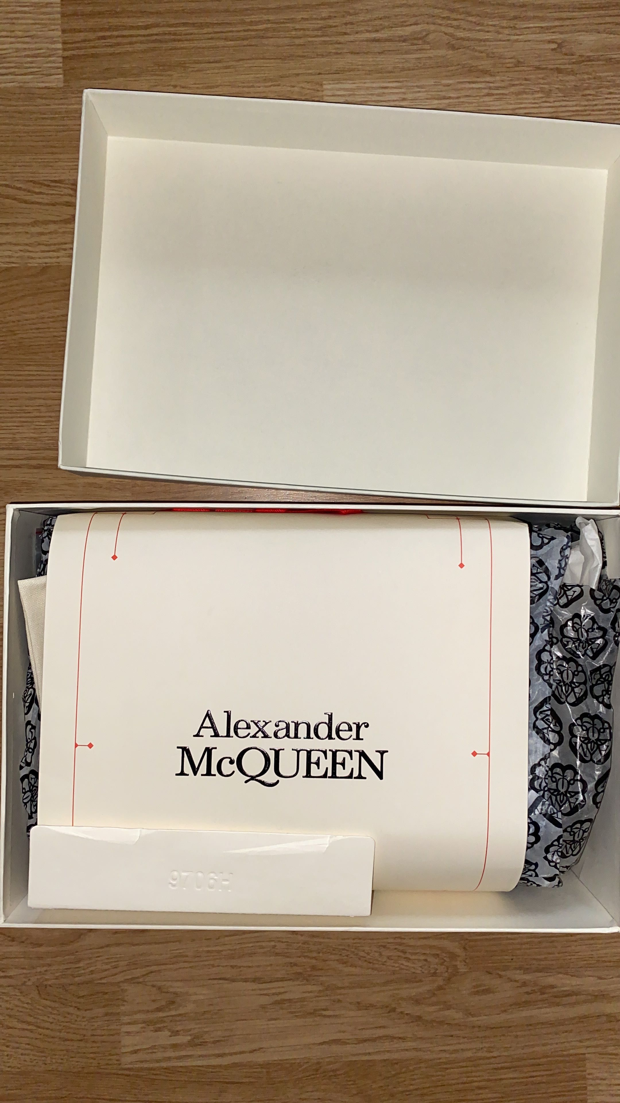 Alexander McQueen Reps