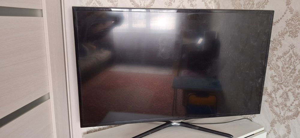 Продам телевизор Самсунг