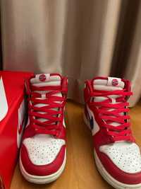 Nike dunk red , basketball