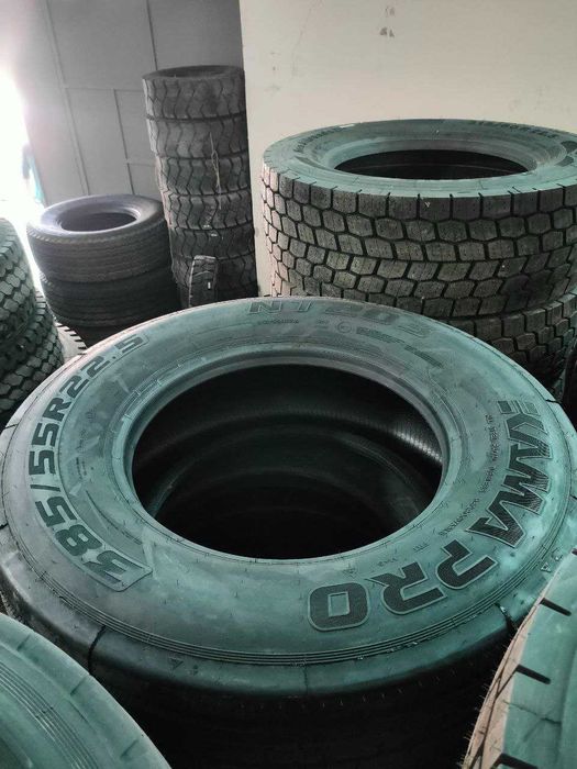 Furalarga 385/55R22.5 razmer optom narxlarda sifatli balonlar bor