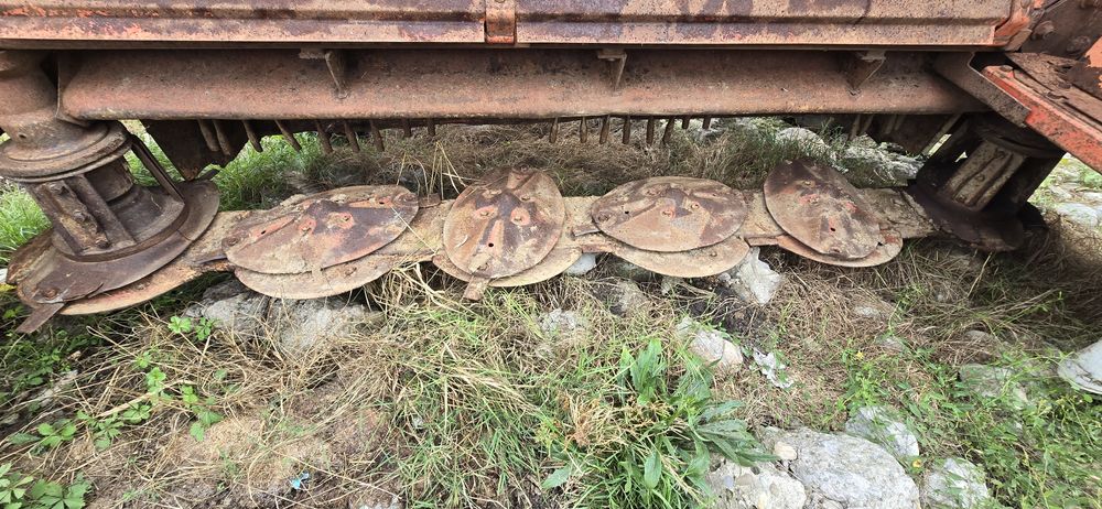 Piese cositoare kuhn grup pinion cilindru hidraulic 303