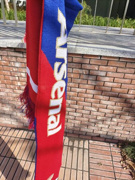 Атрибутика для фанатов ФК Арсенал